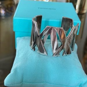 Beautiful Tiffany sterling silver cuff